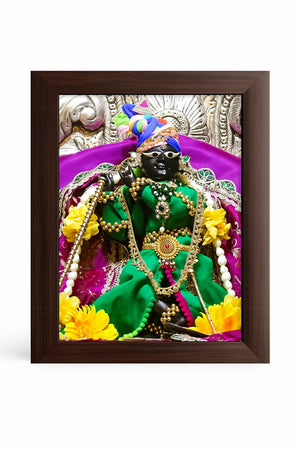 decoration.jpg
Krishna devotional wooden frame for elegant home decoration and bhakti decor